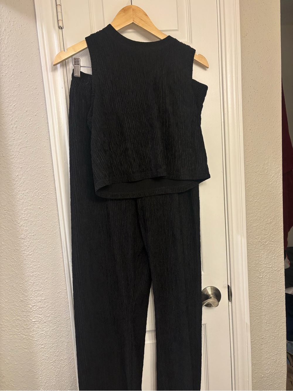 Sleeveless Black Wide-Leg Jumpsuit Set
